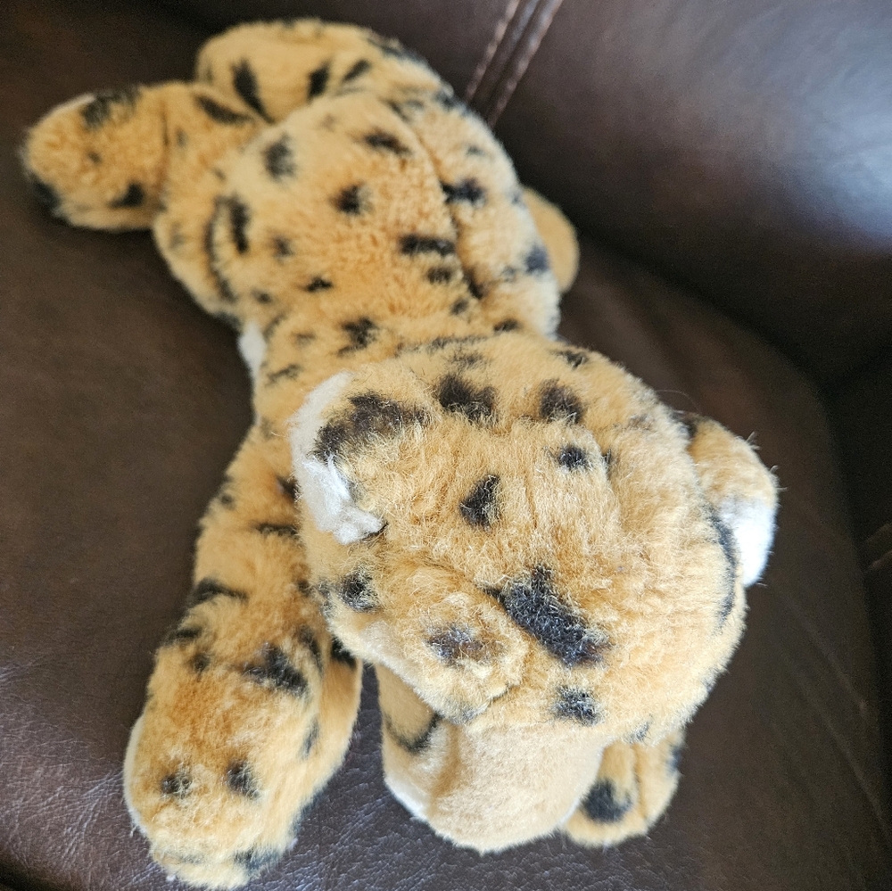 Leopard Plush Toy - Picture 2 of 4